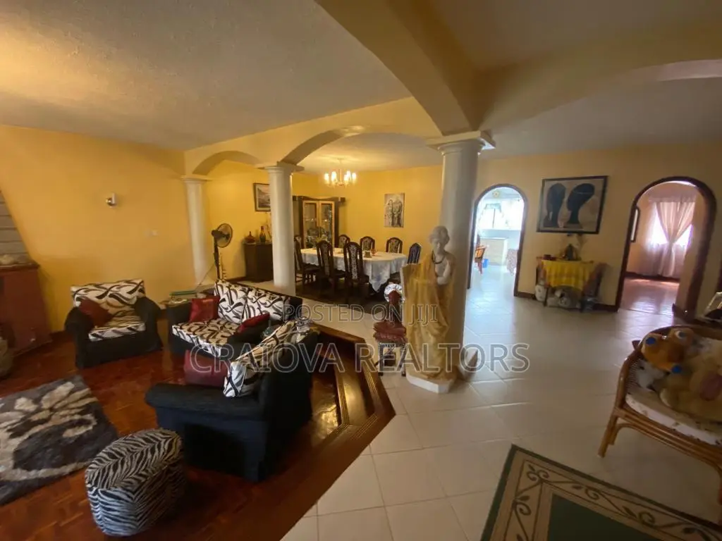 4bdrm Townhouse/Terrace in Spring Valley for sale in Spring Valley
