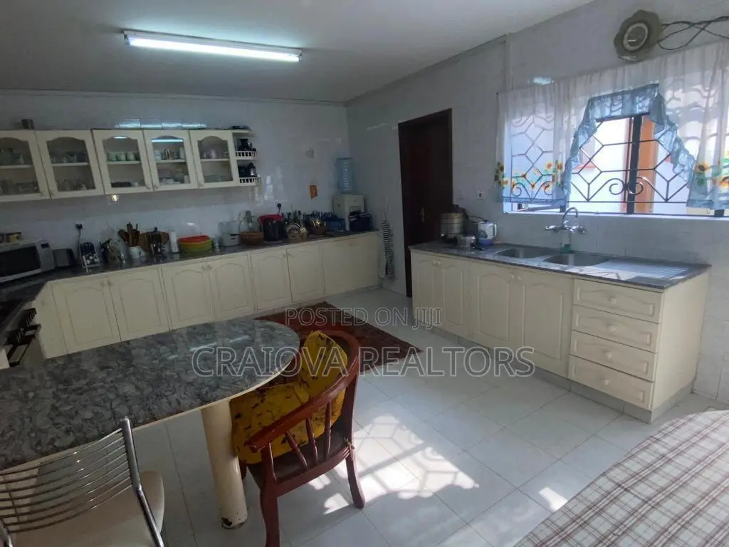 4bdrm Townhouse/Terrace in Spring Valley for sale in Spring Valley