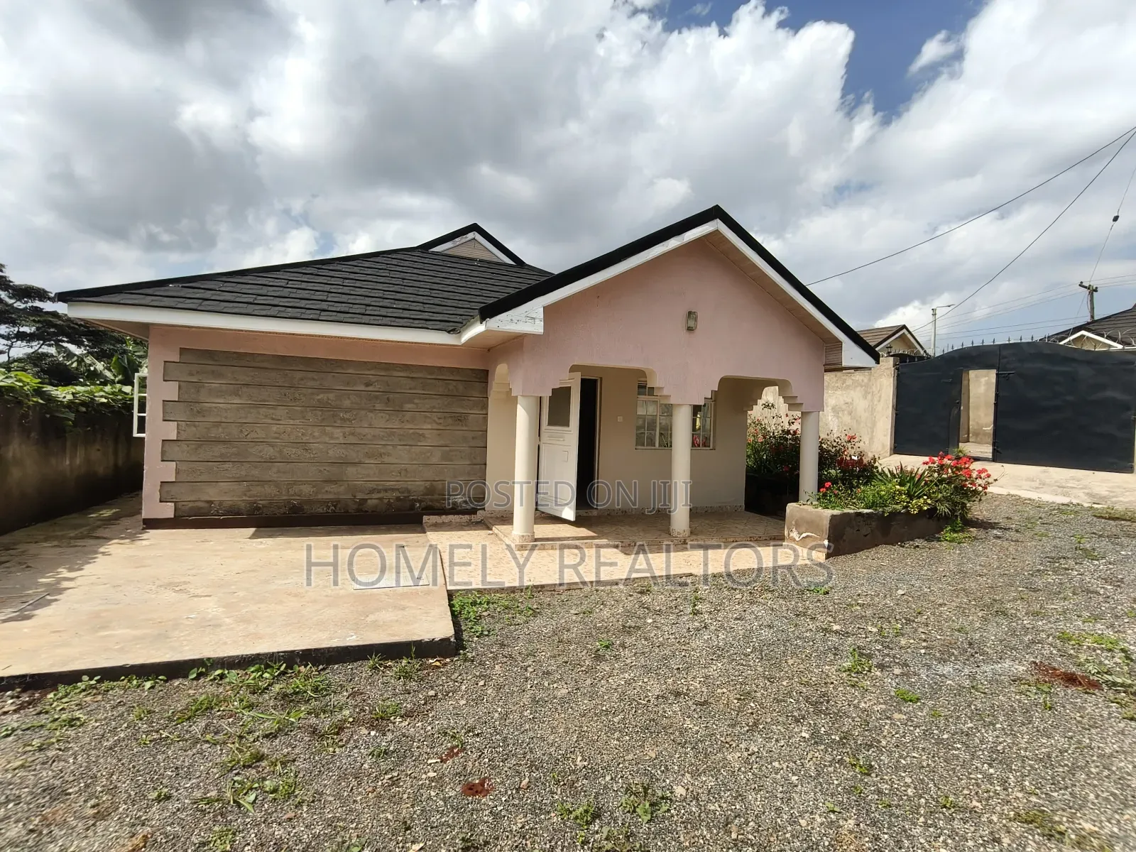 3bdrm Bungalow in Maragara Road, Ngong for sale in Ngong