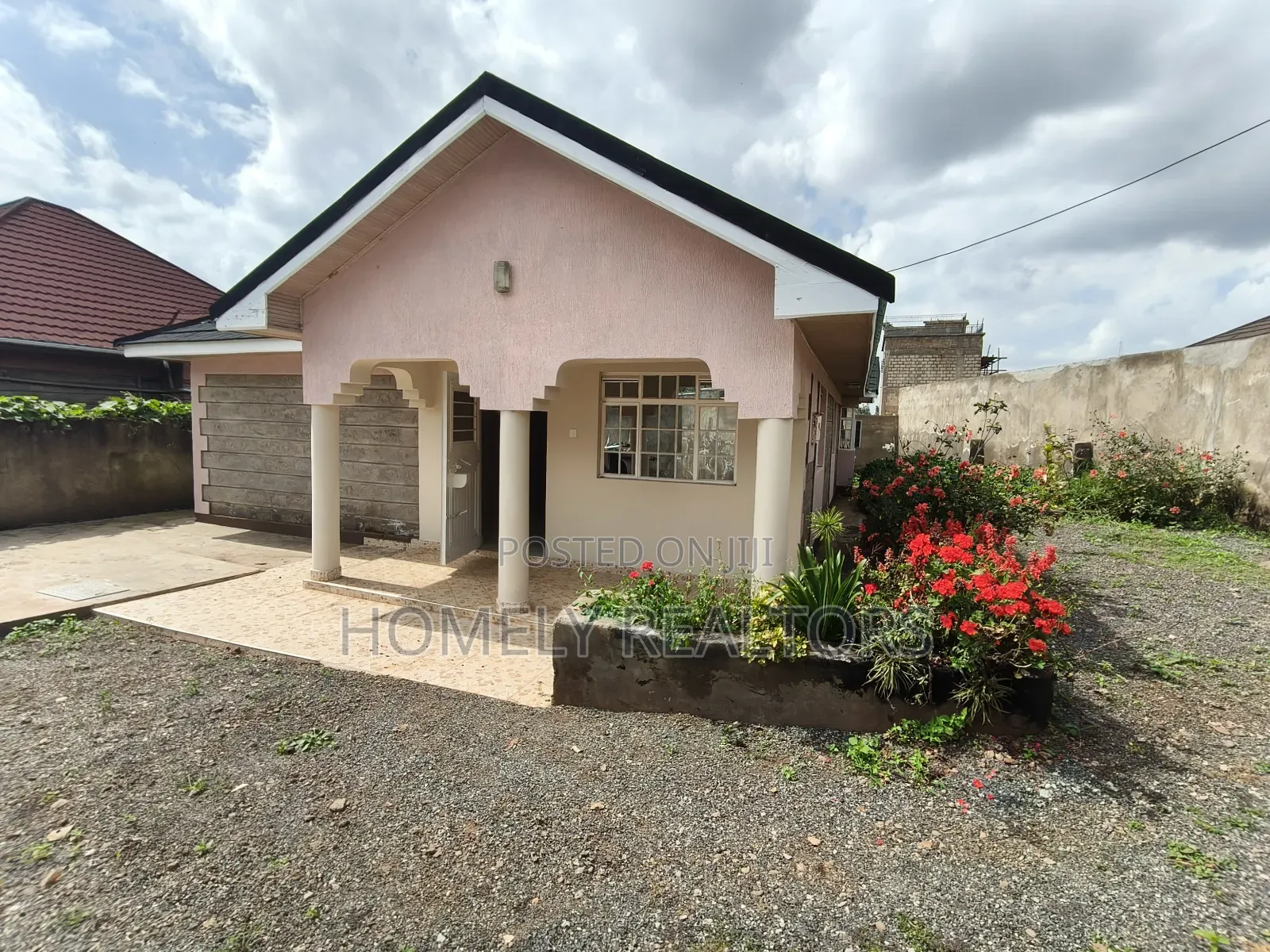 3bdrm Bungalow in Maragara Road, Ngong for sale in Ngong