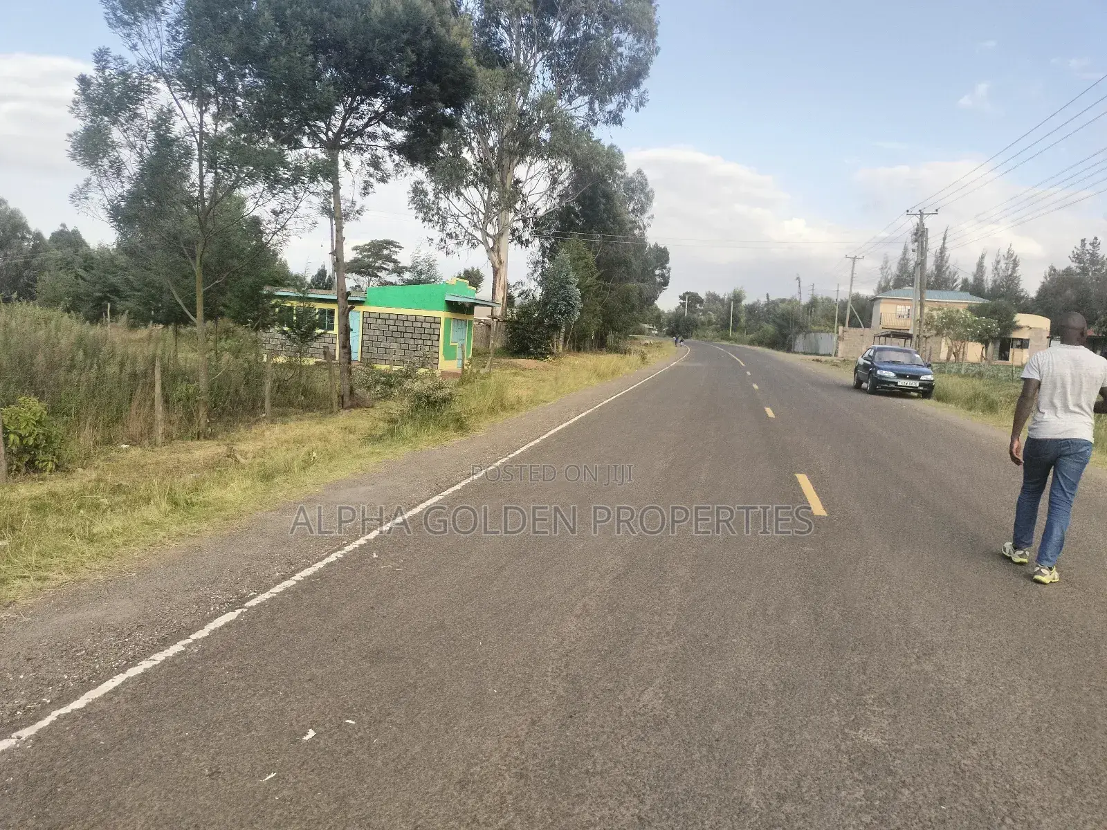 Narumoru 6 Acres on Tarmac in Naromoru Kiamathaga