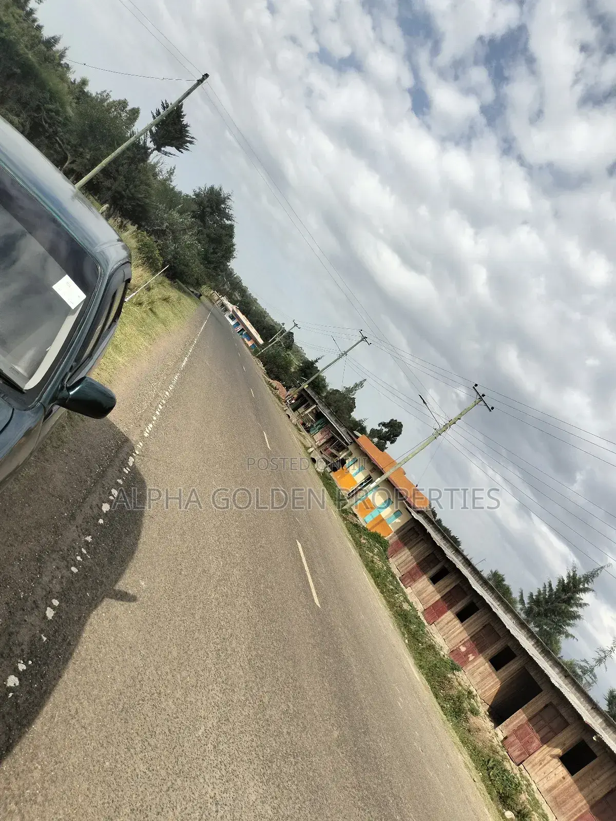 Narumoru 6 Acres on Tarmac in Naromoru Kiamathaga