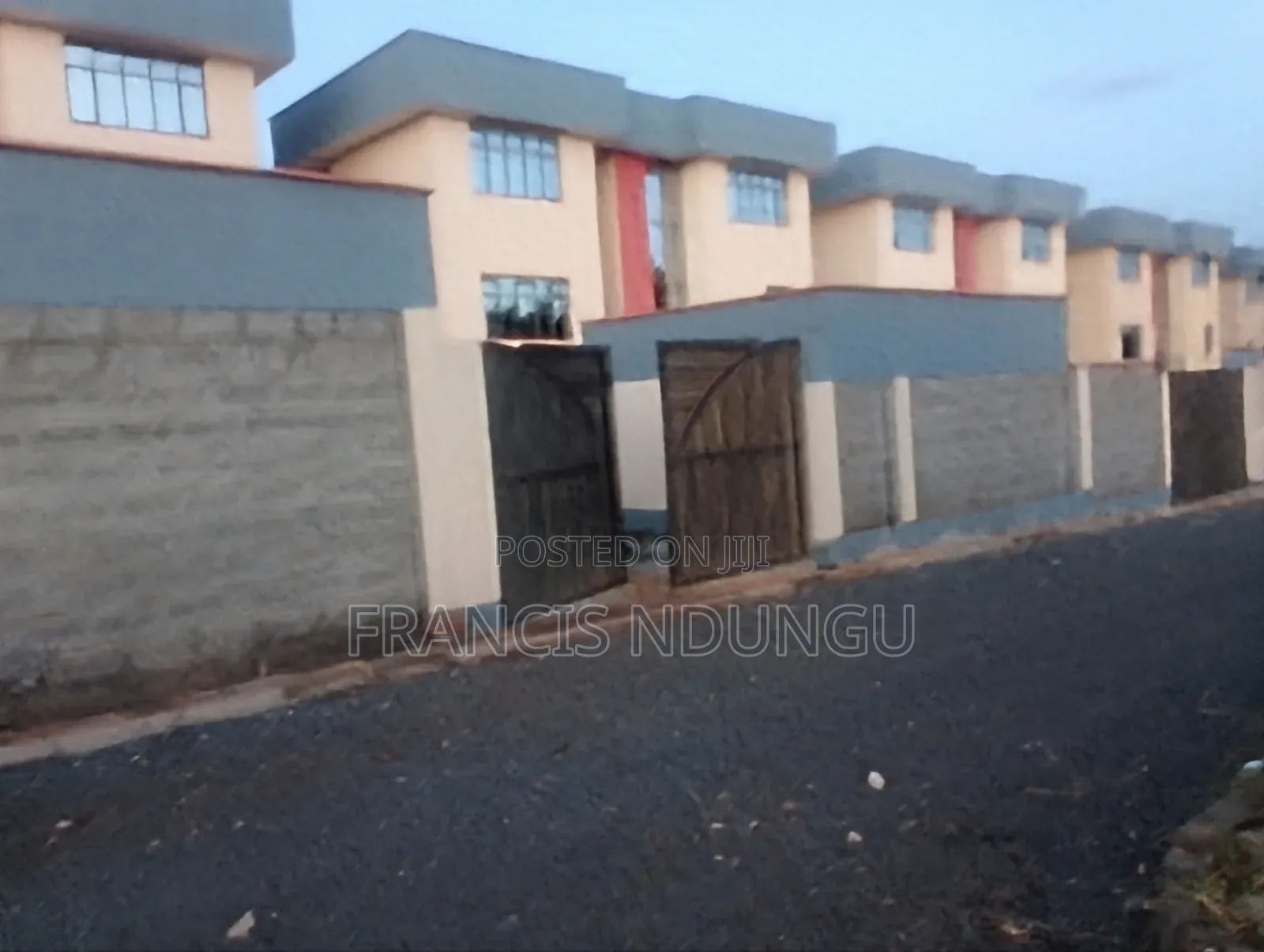 5bdrm Maisonette in Kiora Estate, Tinganga for sale in Tinganga