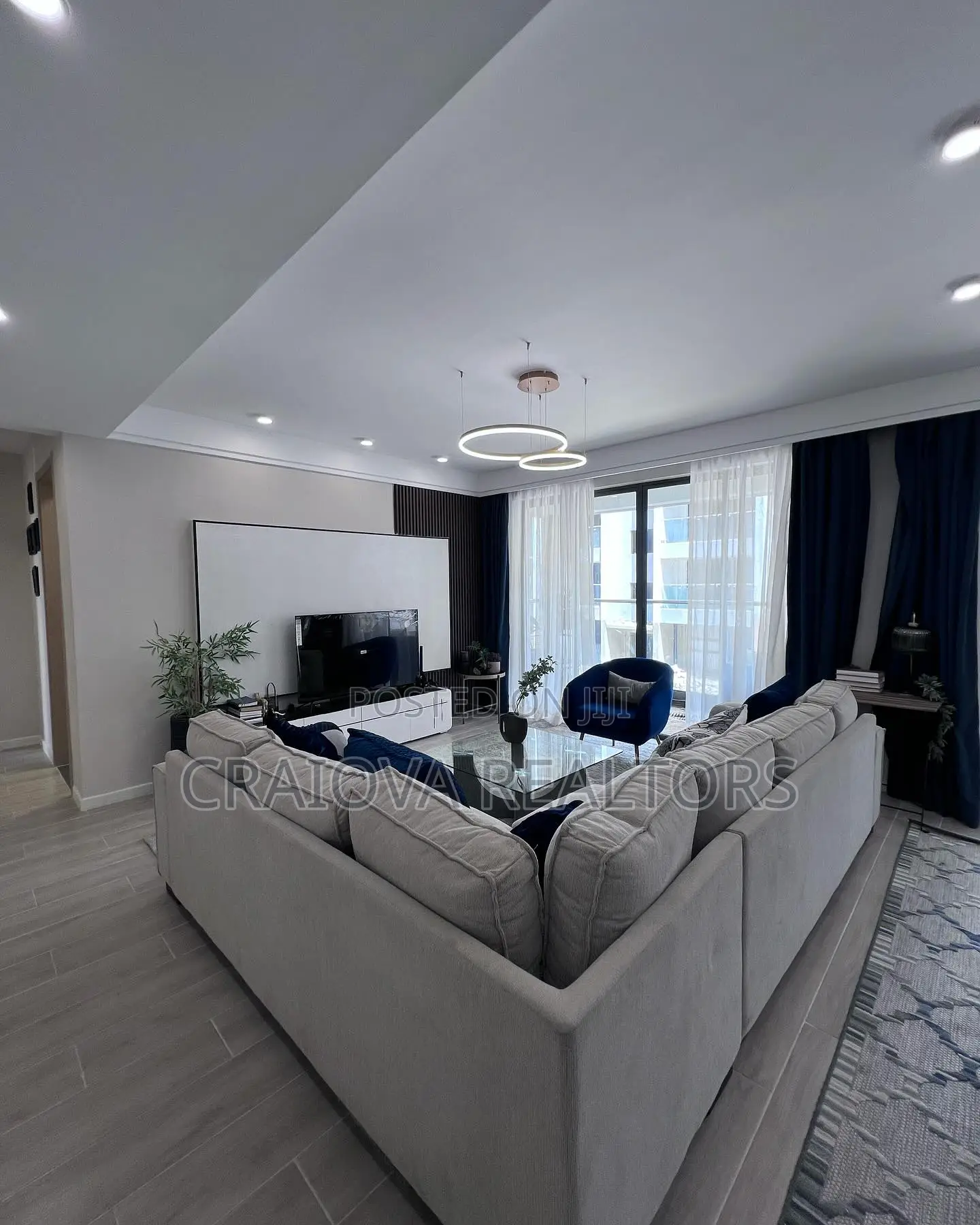 4bdrm Apartment in Gateway Mall Area for sale in Gateway Mall Area