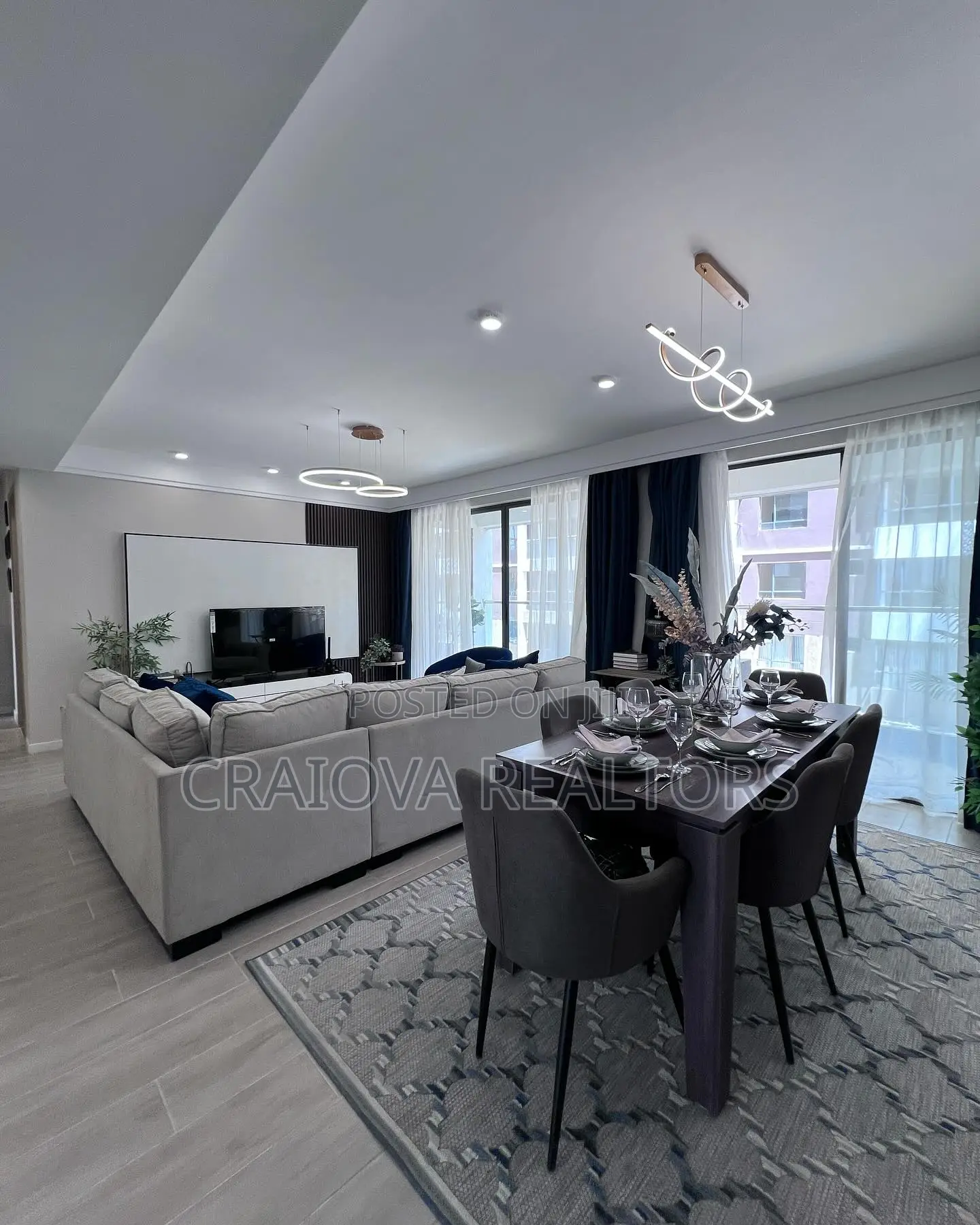 4bdrm Apartment in Gateway Mall Area for sale in Gateway Mall Area