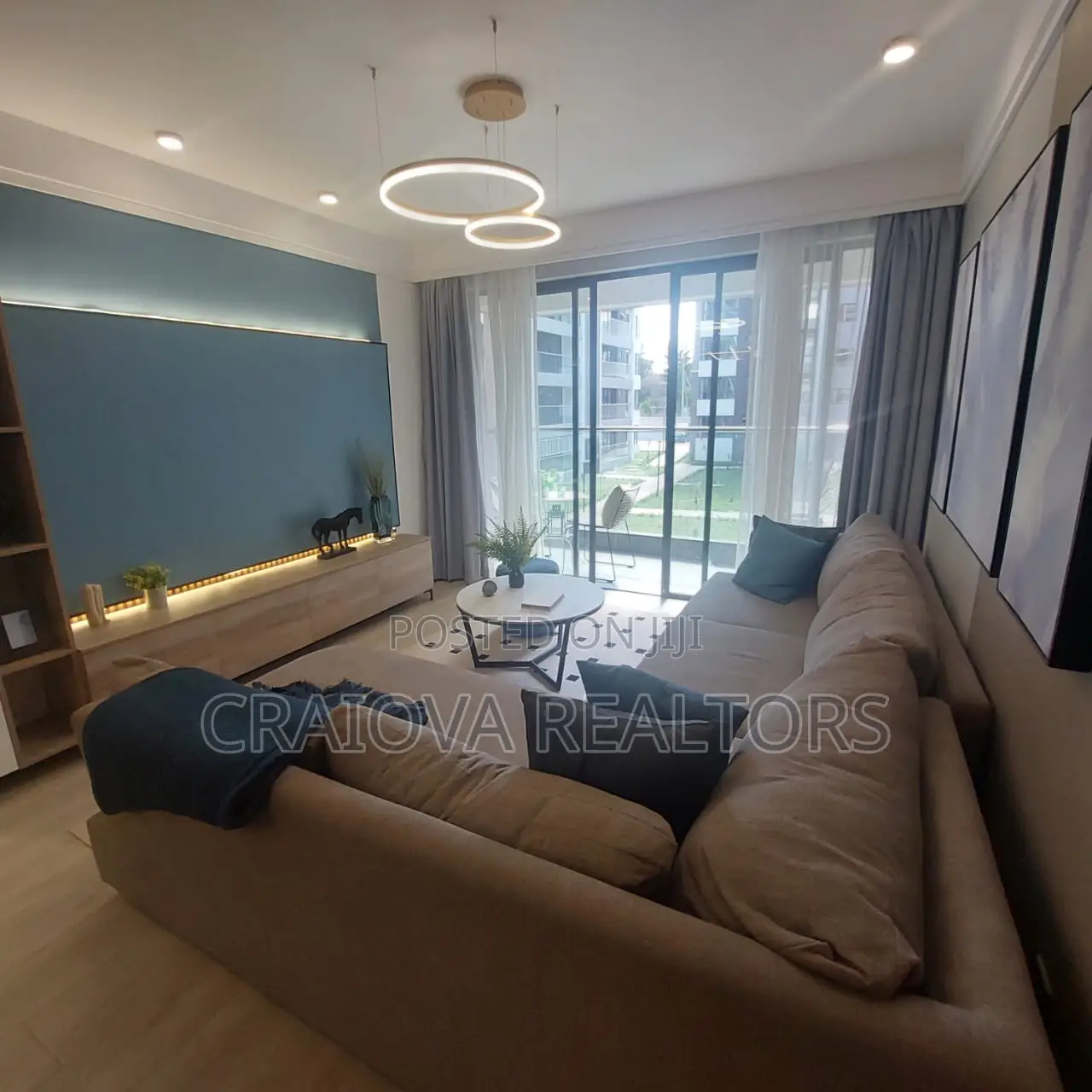 3bdrm Apartment in Gateway Mall Area for sale in Gateway Mall Area