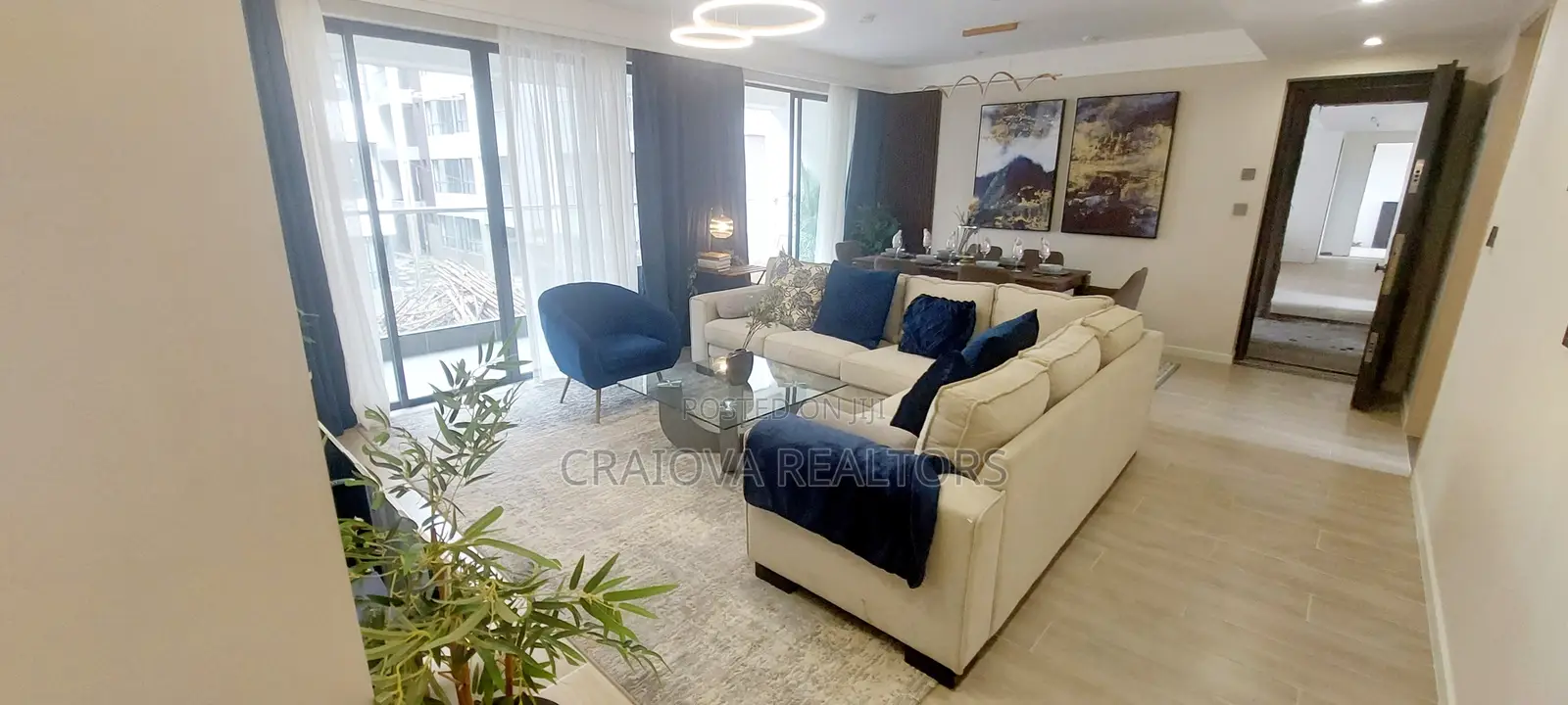 3bdrm Apartment in Gateway Mall Area for sale in Gateway Mall Area