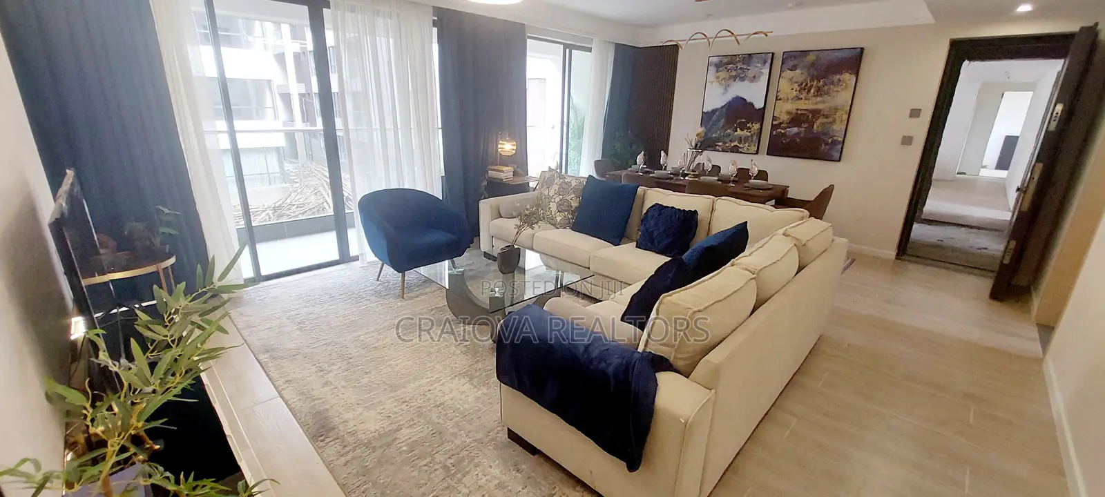 3bdrm Apartment in Gateway Mall Area for sale in Gateway Mall Area