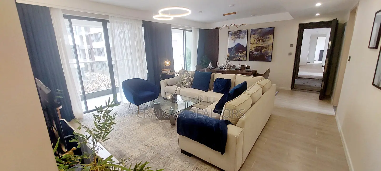 2bdrm Apartment in Gateway Mall Area for sale in Gateway Mall Area