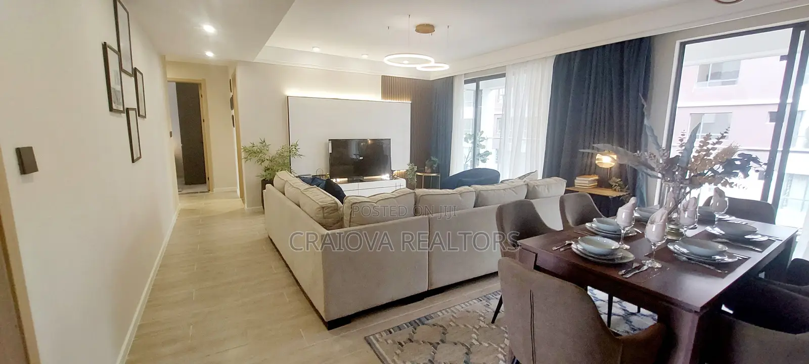 2bdrm Apartment in Gateway Mall Area for sale in Gateway Mall Area