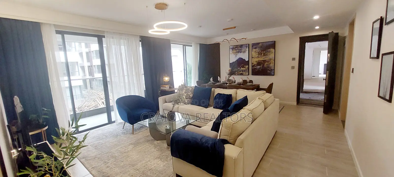 2bdrm Apartment in Gateway Mall Area for sale in Gateway Mall Area