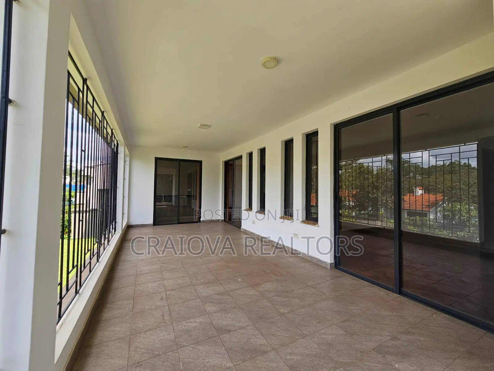 5bdrm Townhouse/Terrace in Lavington for sale in Lavington