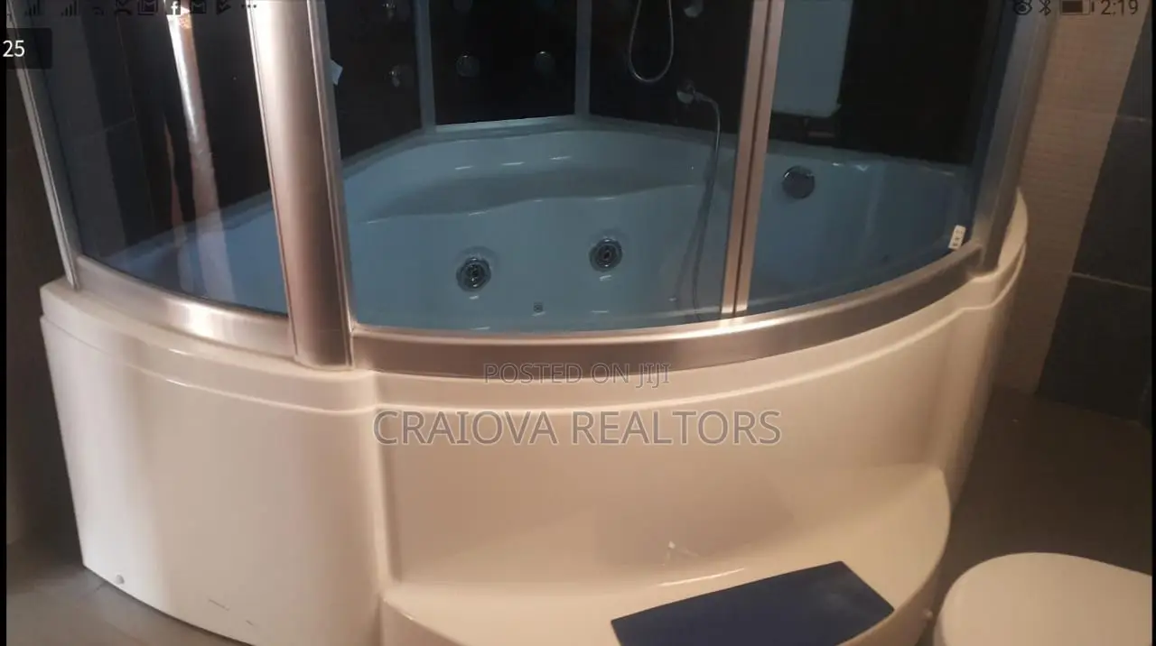 5bdrm Townhouse/Terrace in Lavington for sale in Lavington