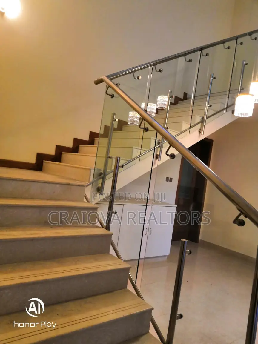 5bdrm Townhouse/Terrace in Lavington for sale in Lavington