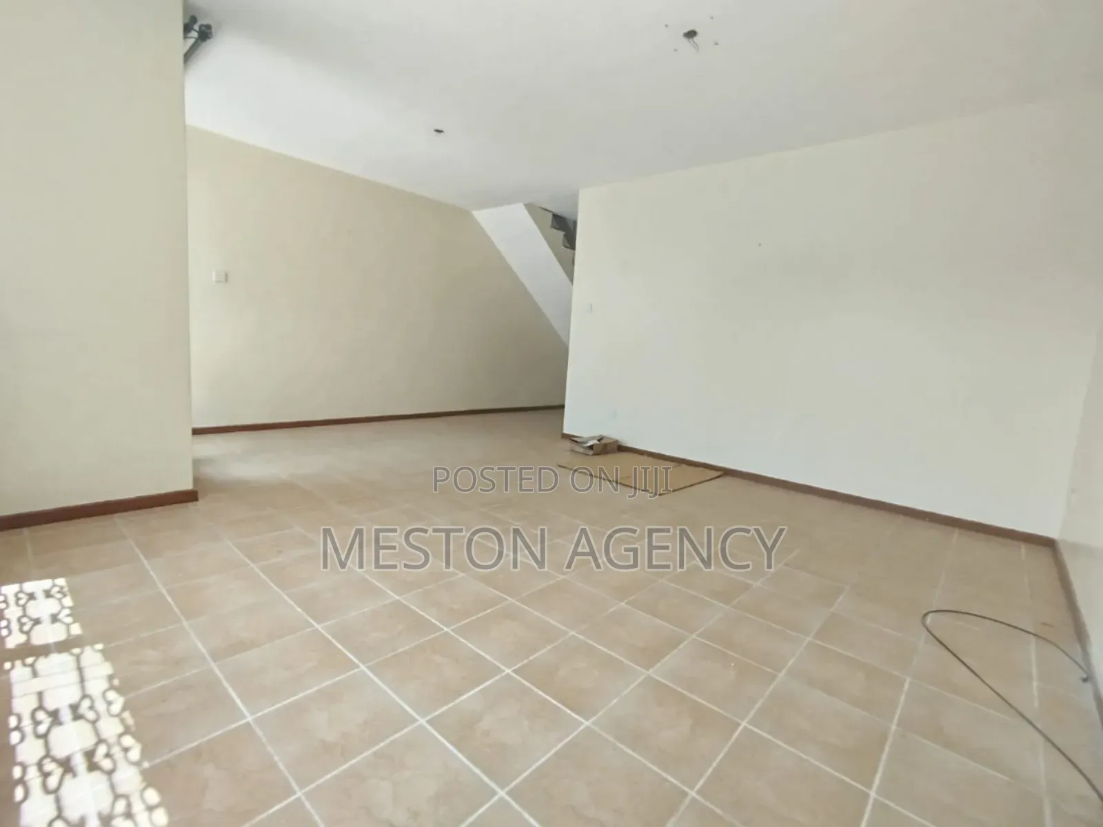 5bdrm Maisonette in Parkview Estate, South C for sale in South C
