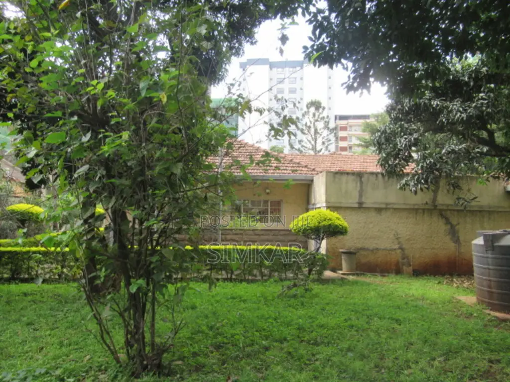 0.5-Acre Plot for Sale in Parklands in Parklands/Highridge