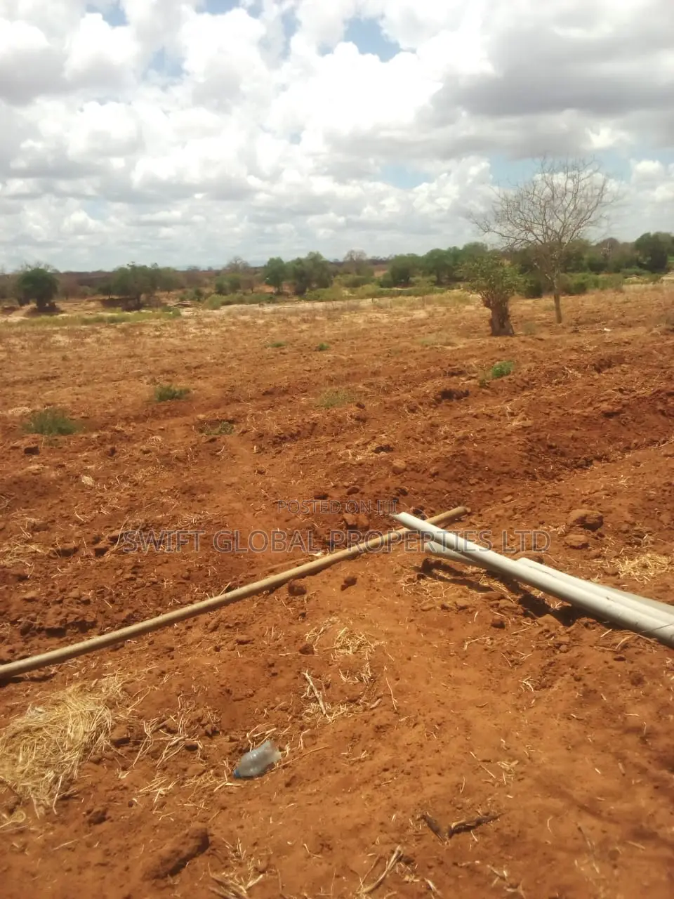 208 Acres Touching Athi River In Kambu Is Available For Sale in Mtito Andei
