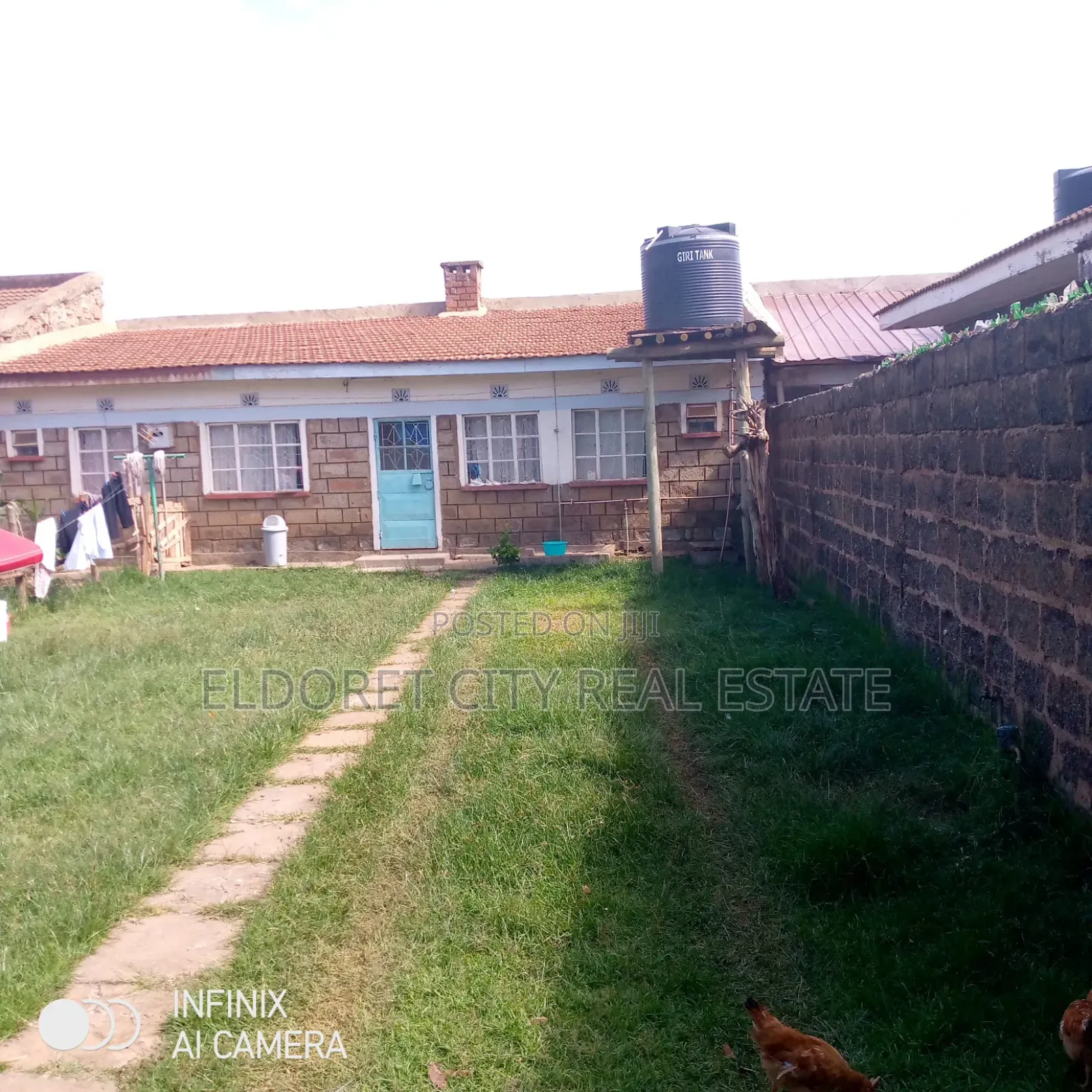 2bdrm Bungalow in Kapsoya, MTRH Area for sale in MTRH Area