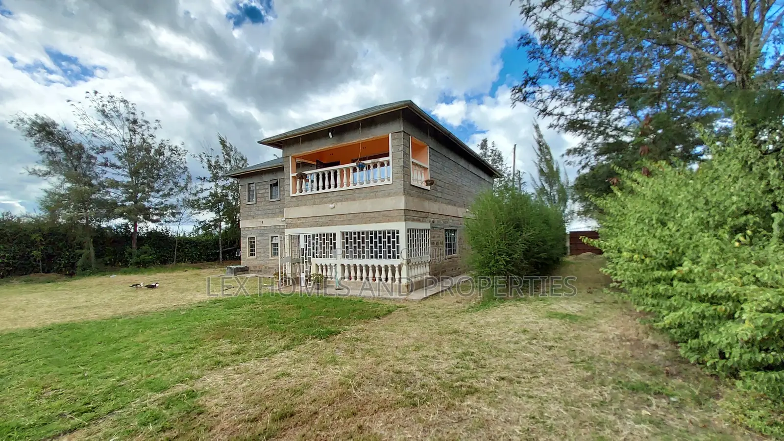 4bdrm Mansion in Kandisi for sale in Kandisi