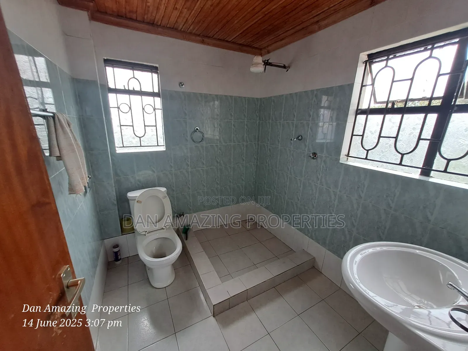 4bdrm Maisonette in Kamura On 1/4 Acre, Nkoroi for sale in Nkoroi