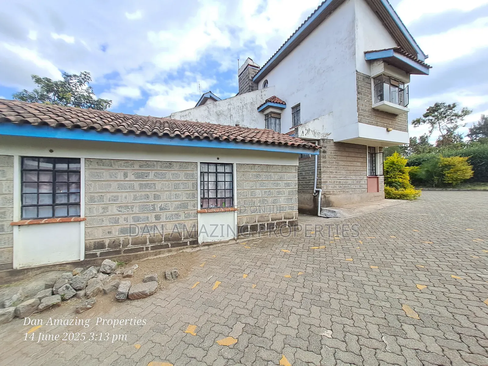 4bdrm Maisonette in Kamura On 1/4 Acre, Nkoroi for sale in Nkoroi