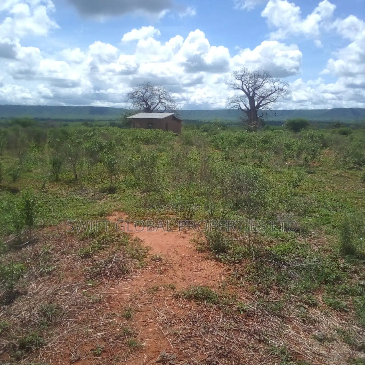 208 Acres Touching Athi River In Kambu Is Available For Sale in Mtito Andei