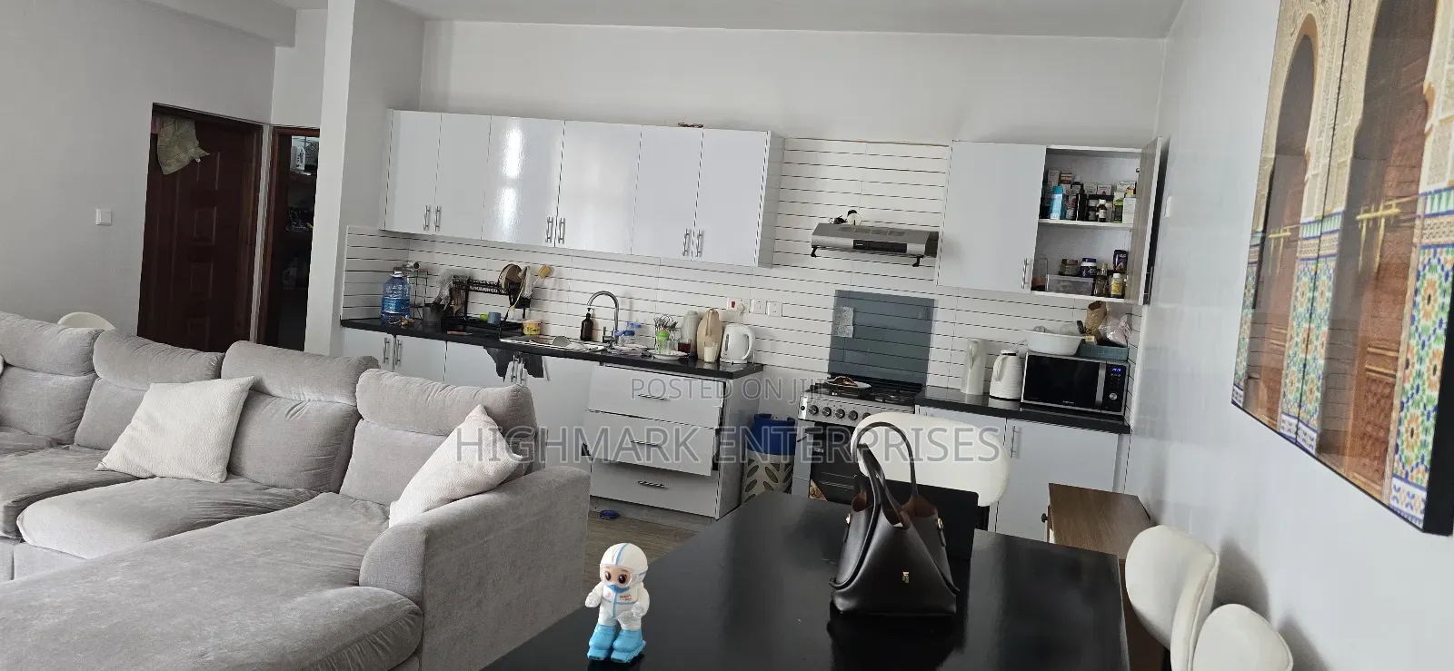 2bdrm Apartment in Muthaiga Square for sale in Muthaiga