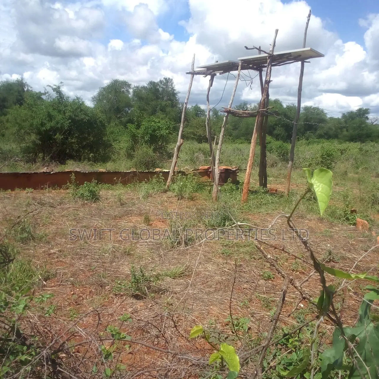 208 Acres Touching Athi River In Kambu Is Available For Sale in Mtito Andei