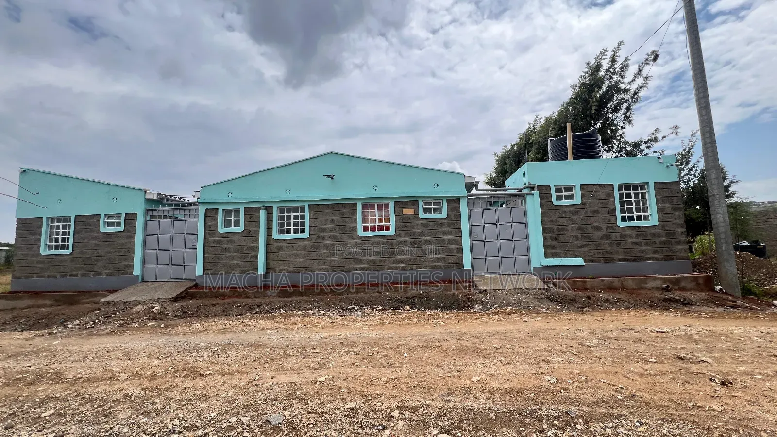 1bdrm Bungalow in Junction for sale in Junction