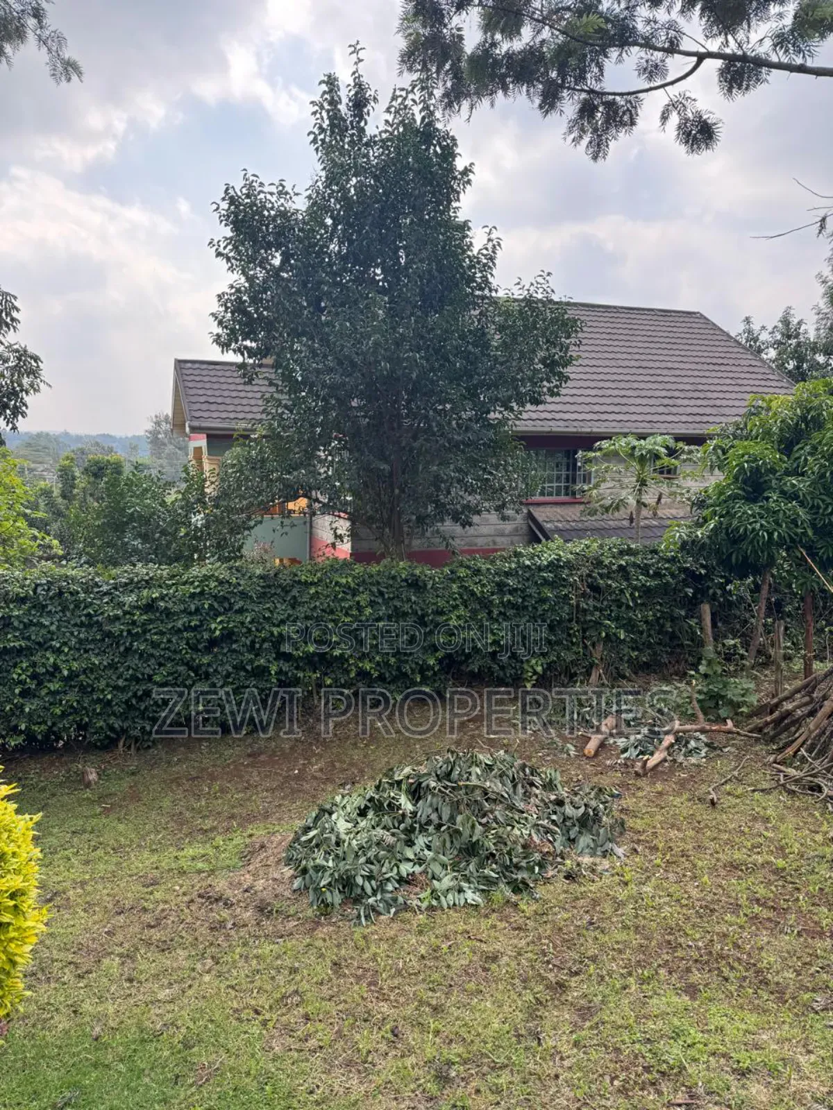 Quarter Acre With 2 Bedroom House in Oluulua