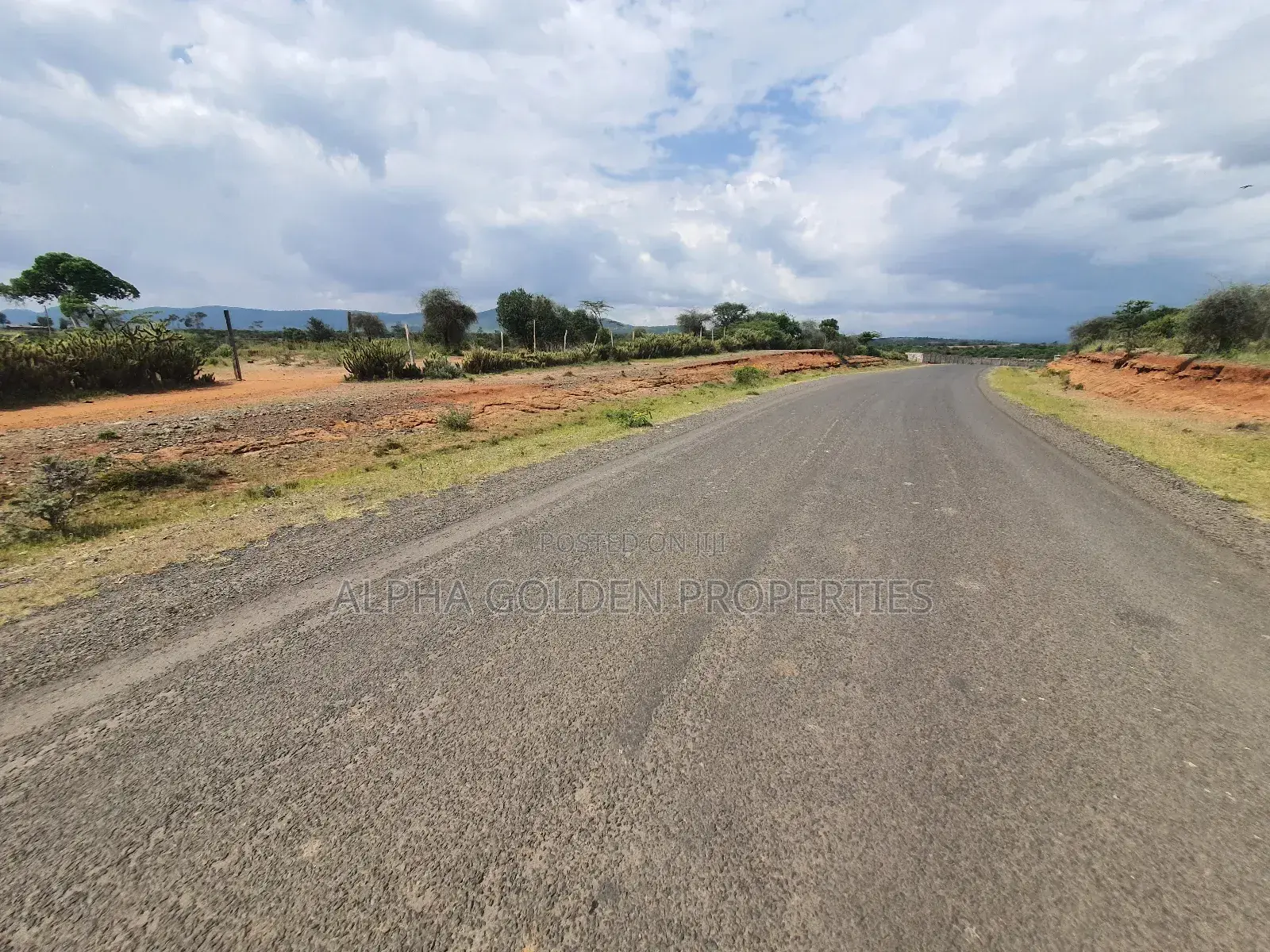 Nanyuki ,5 Acres Land Touching Tarmac and River! in Bahati / Laikipia Central