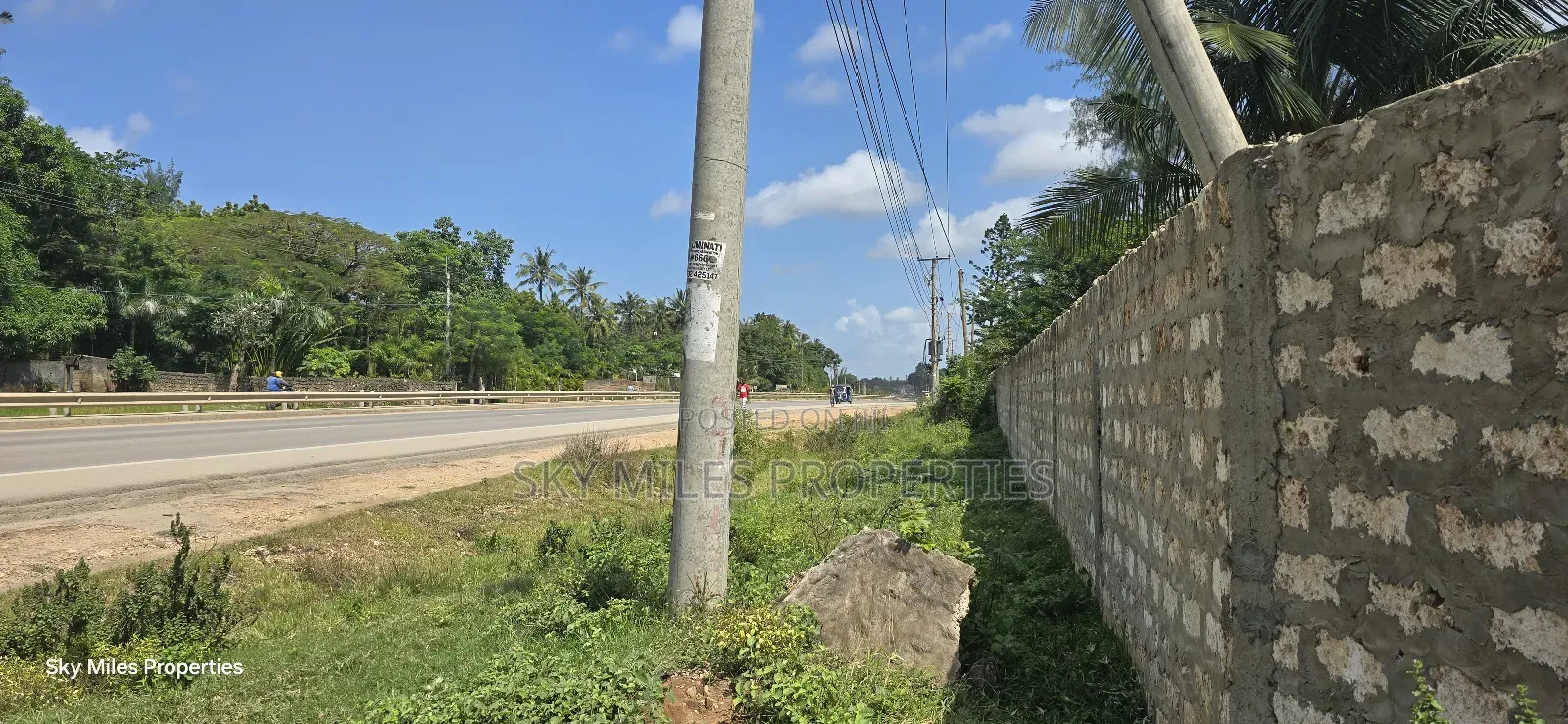 MBS-MLND Highway, 20-Acre Land for Sale in Mtwapa