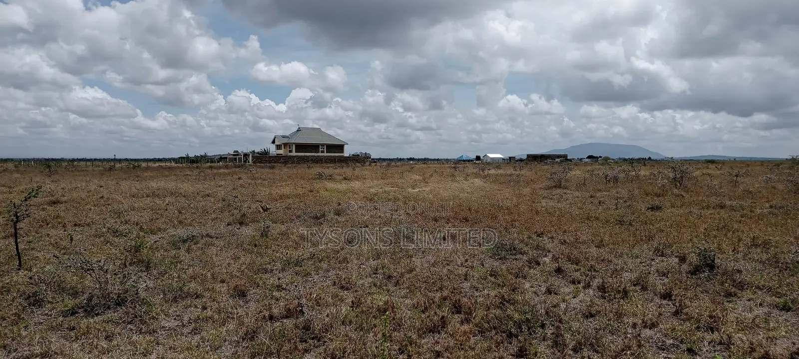 Plot for Sale at Malaa in Malaa