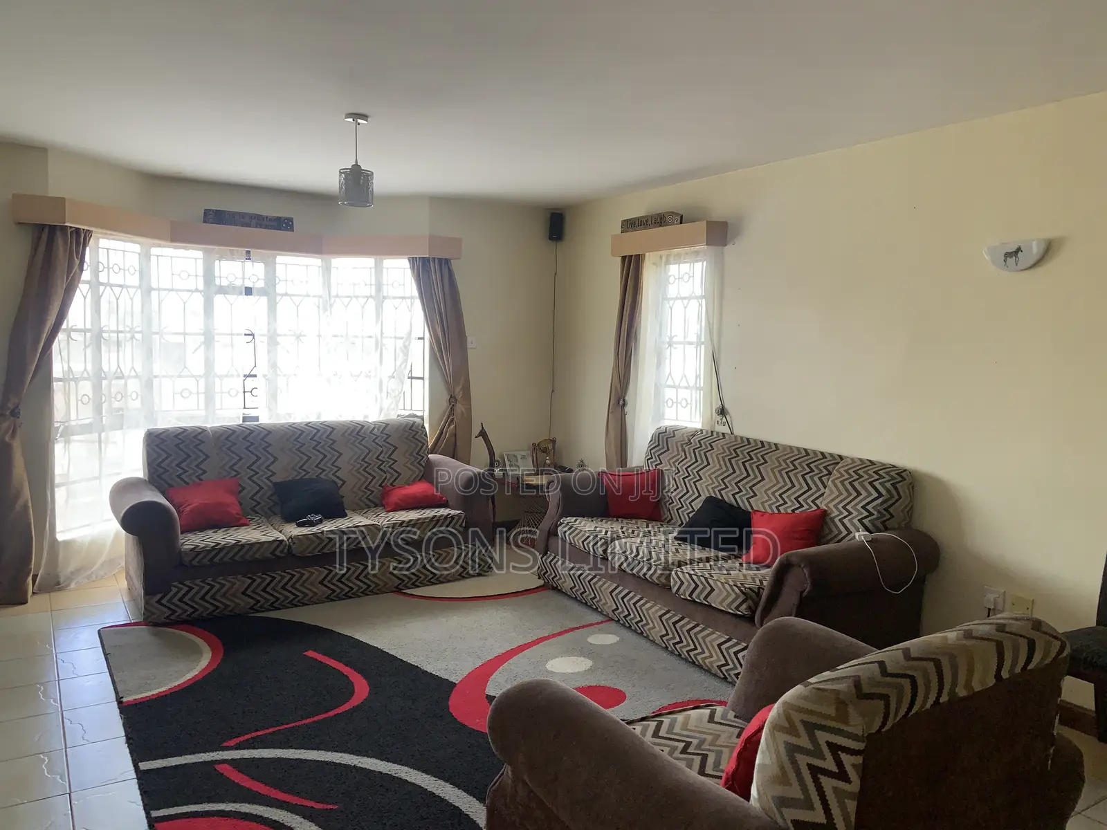 3bdrm Apartment in Madaraka Estate for sale in Akiba Estate