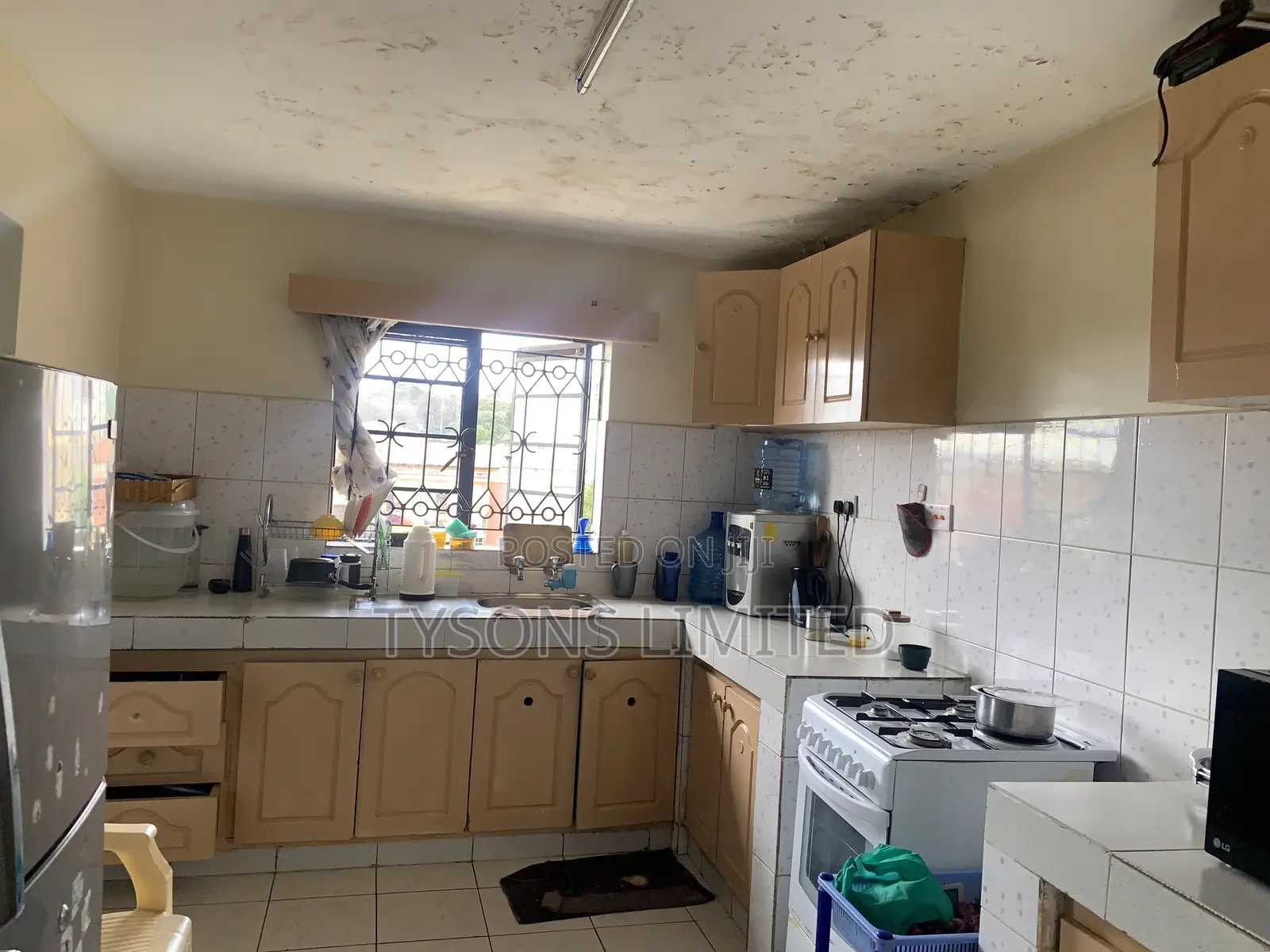3bdrm Apartment in Madaraka Estate for sale in Akiba Estate