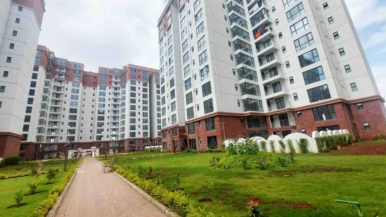 3bdrm Apartment in Hotel 67 Area for sale in Hotel 67 Area