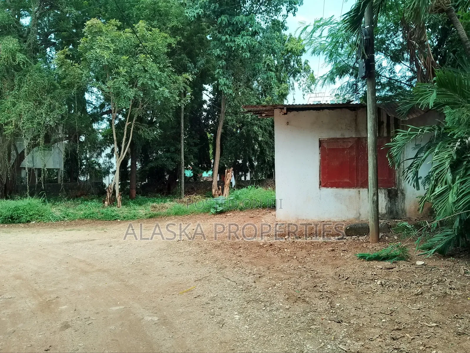 1/8 Acre Prime Plot for Sale in Beach Road Gichaga Estate in Nyali
