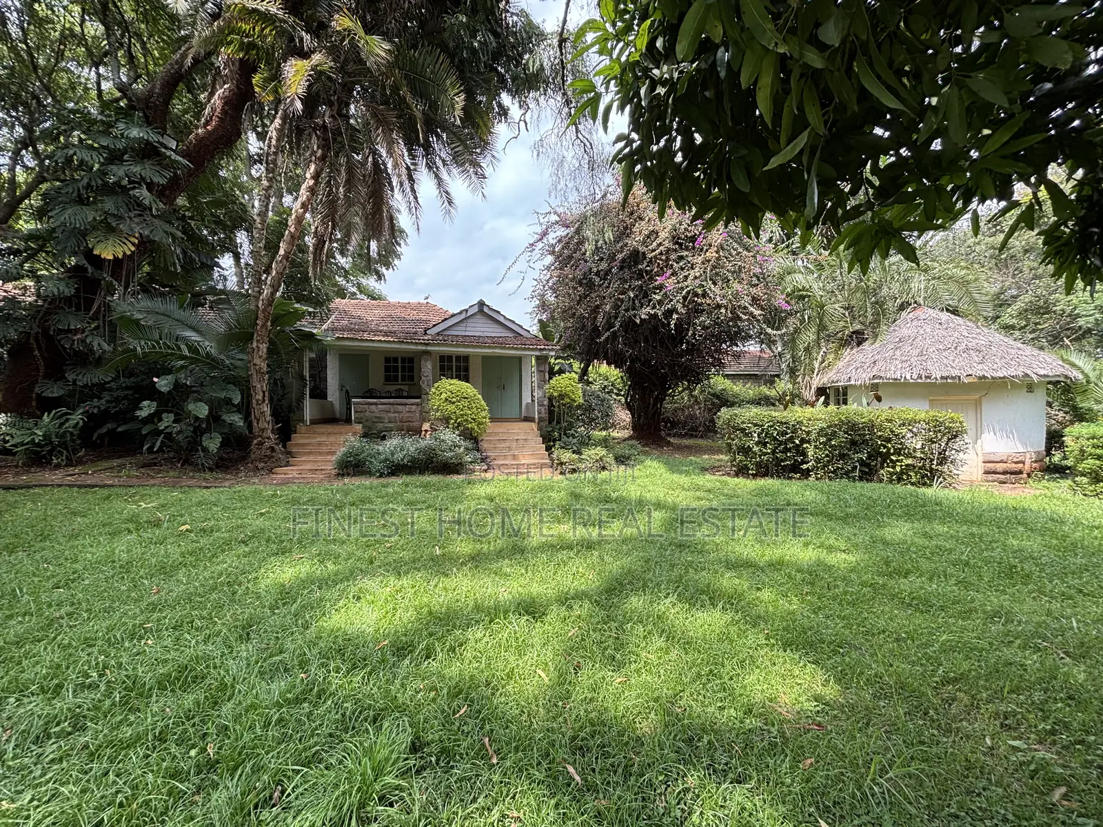 Land for Sale in Kitisuru