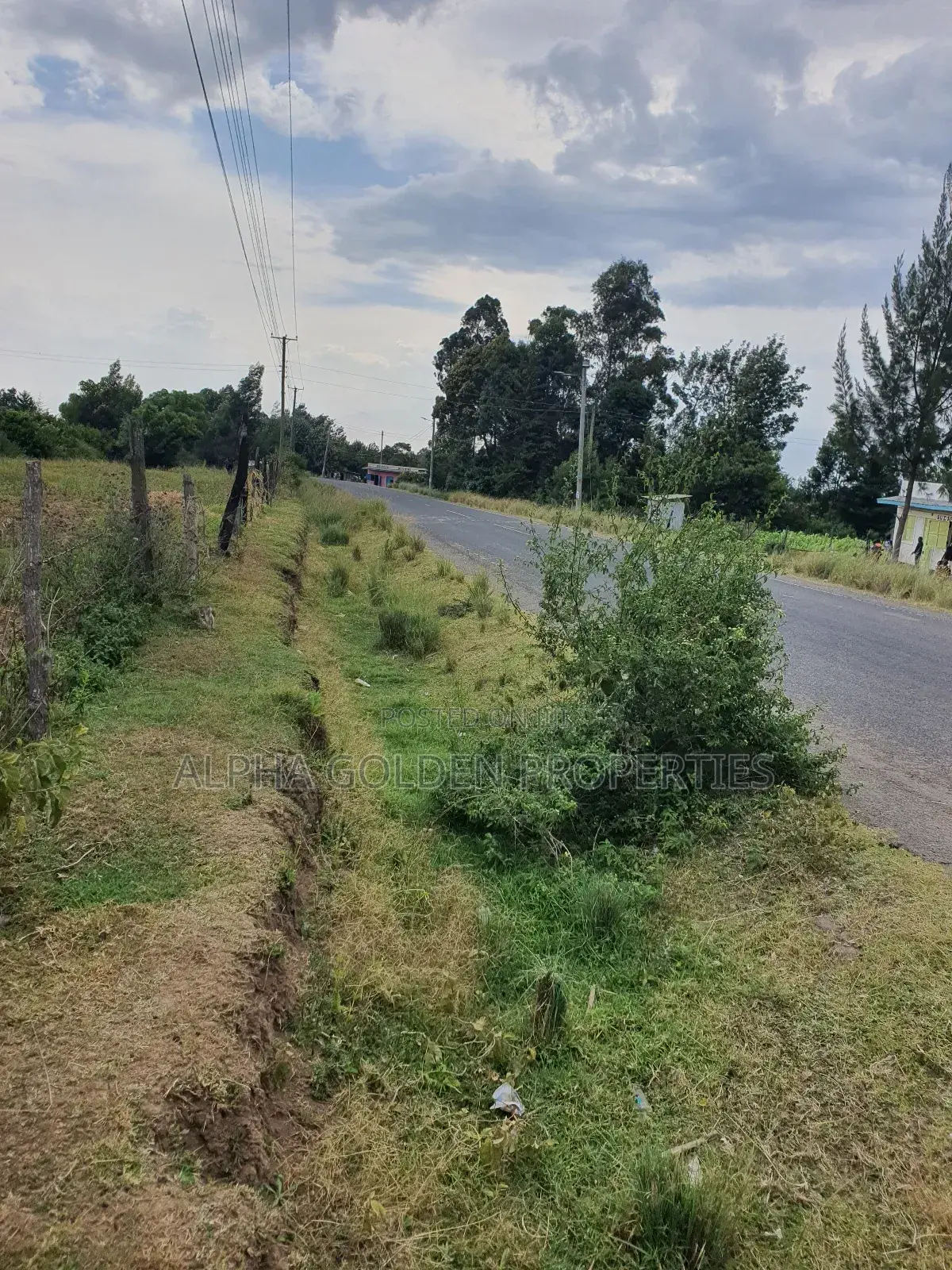 Narumoru 2 Acres on Tarmac in Laikipia Central