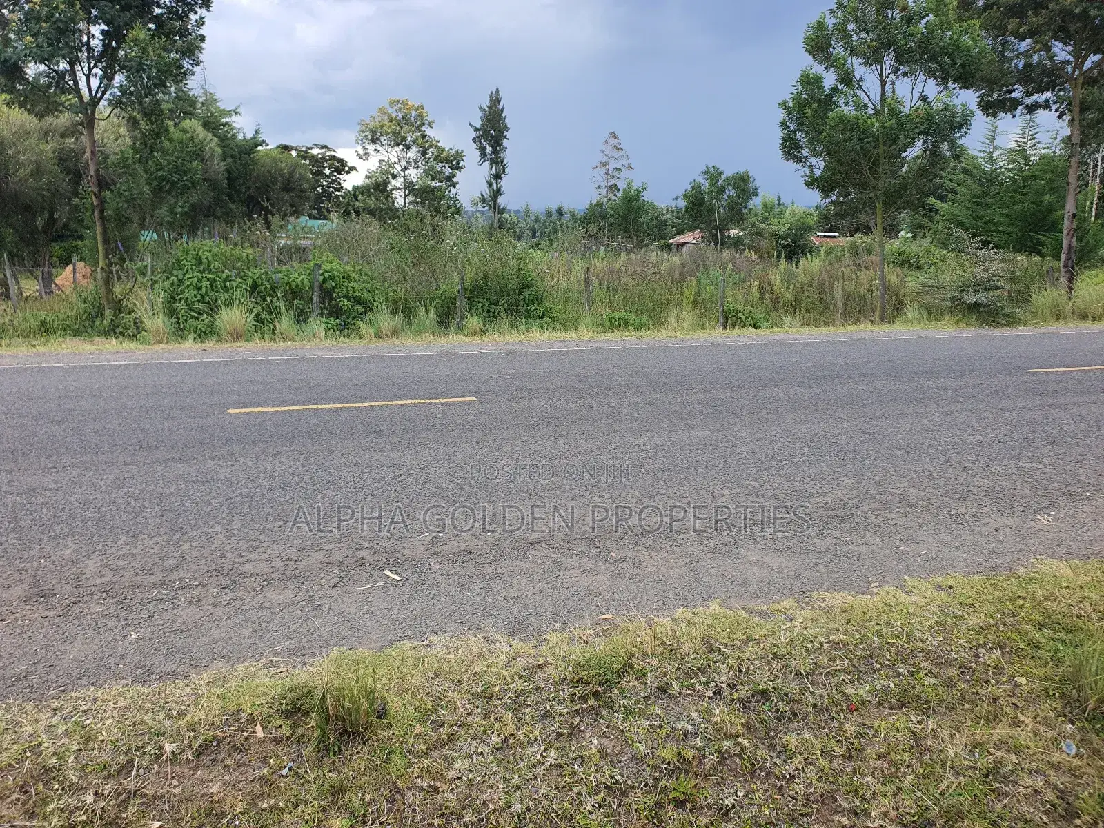 Narumoru 2 Acres on Tarmac in Laikipia Central