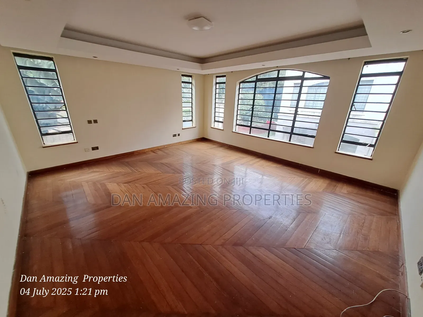 6 Units of 5bdr Townhouse Lavington for Sale Alng Convent Dr in Lavington