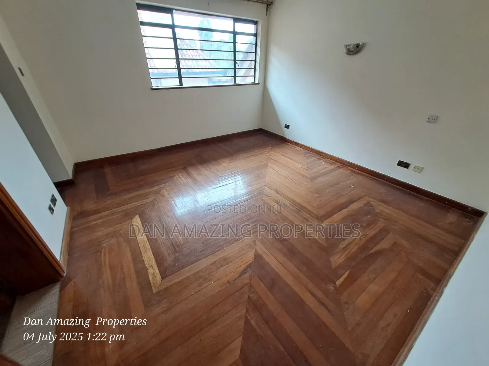 6 Units of 5bdr Townhouse Lavington for Sale Alng Convent Dr in Lavington