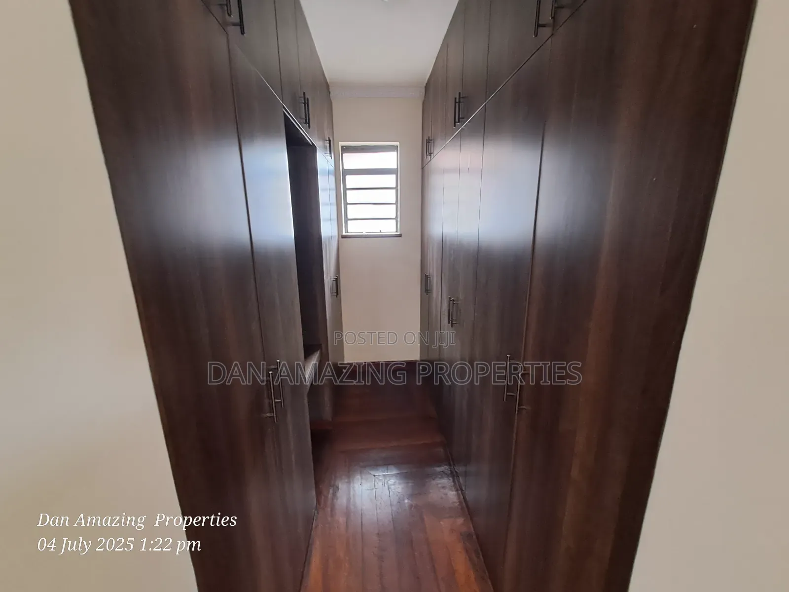 6 Units of 5bdr Townhouse Lavington for Sale Alng Convent Dr in Lavington