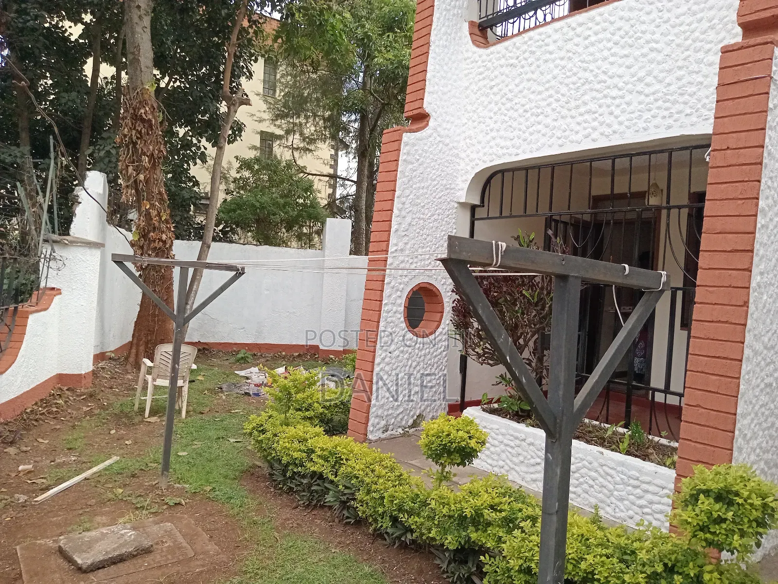 Five Bedroom Commercial Townhouse to Let Riverside Drive in Riverside Drive