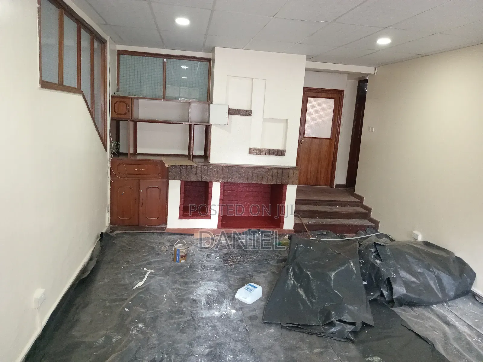 Five Bedroom Commercial Townhouse to Let Riverside Drive in Riverside Drive