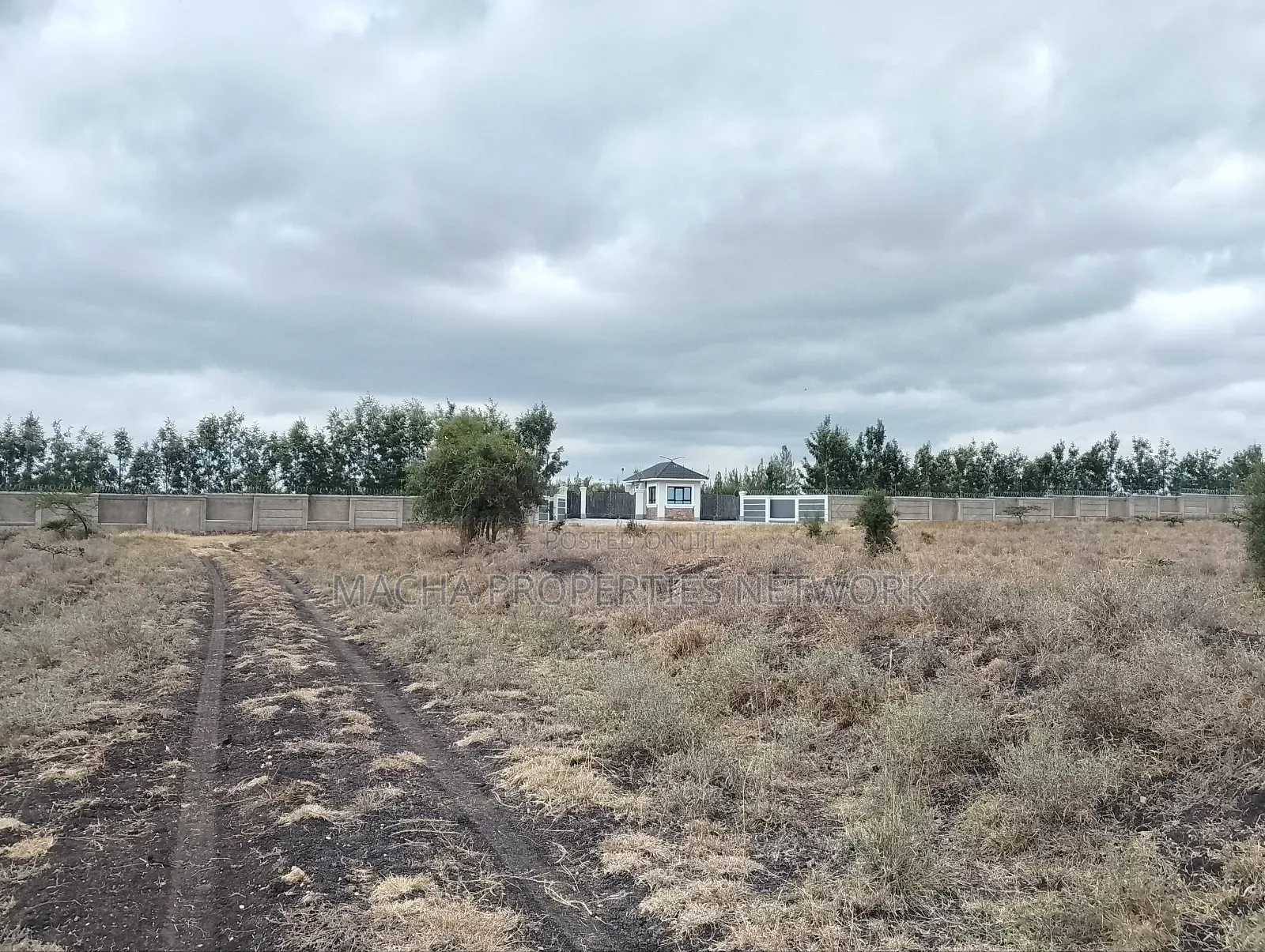 Konza 6 Plots Onsale Joined -Price 1.8m. in Machakos Town