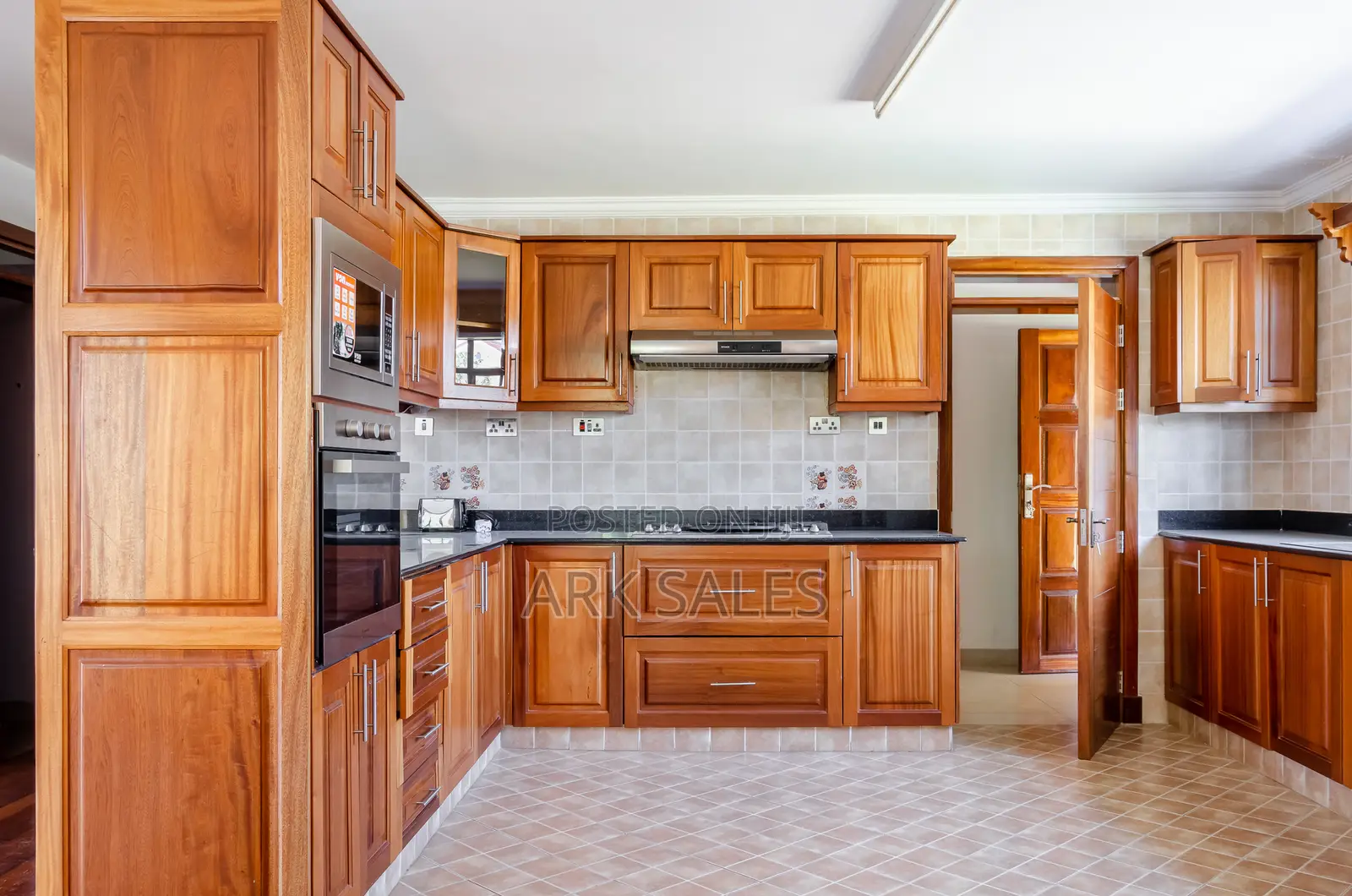 Furnished 4bdrm Villa in Green Park, DayStar Area for sale in DayStar Area