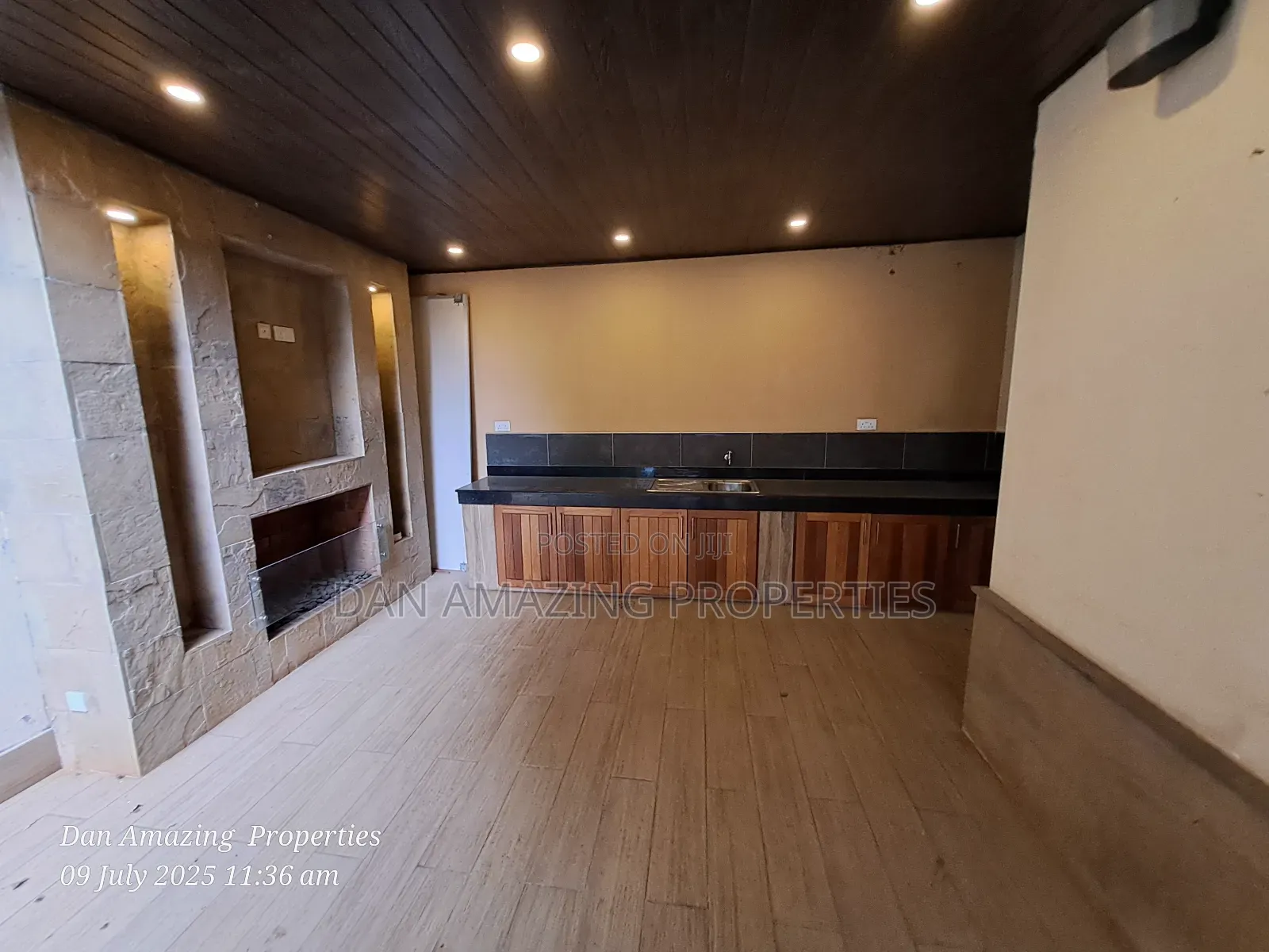 5bdrm Townhouse/Terrace in Othaya Road, Lavington for sale in Lavington