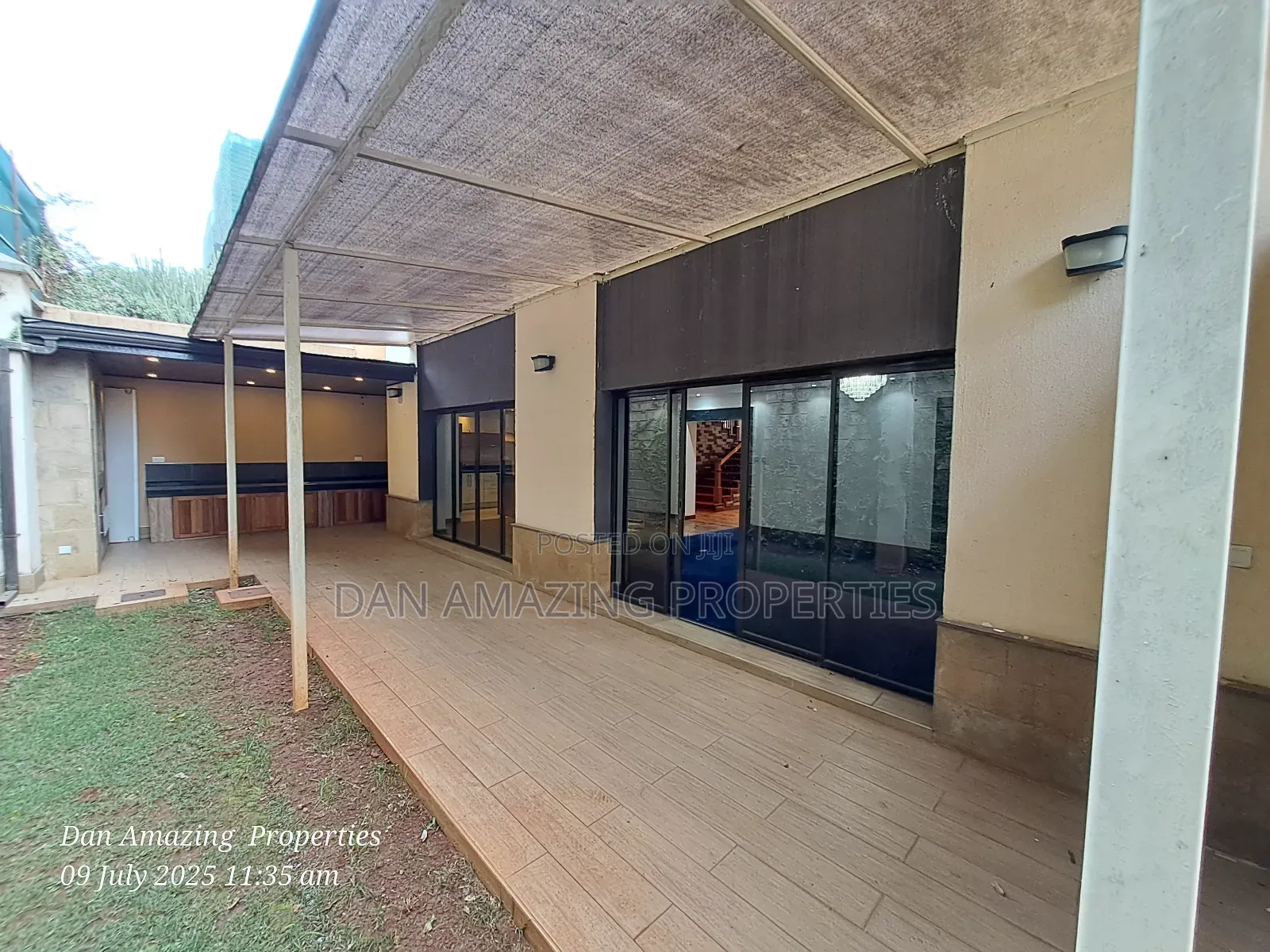5bdrm Townhouse/Terrace in Othaya Road, Lavington for sale in Lavington