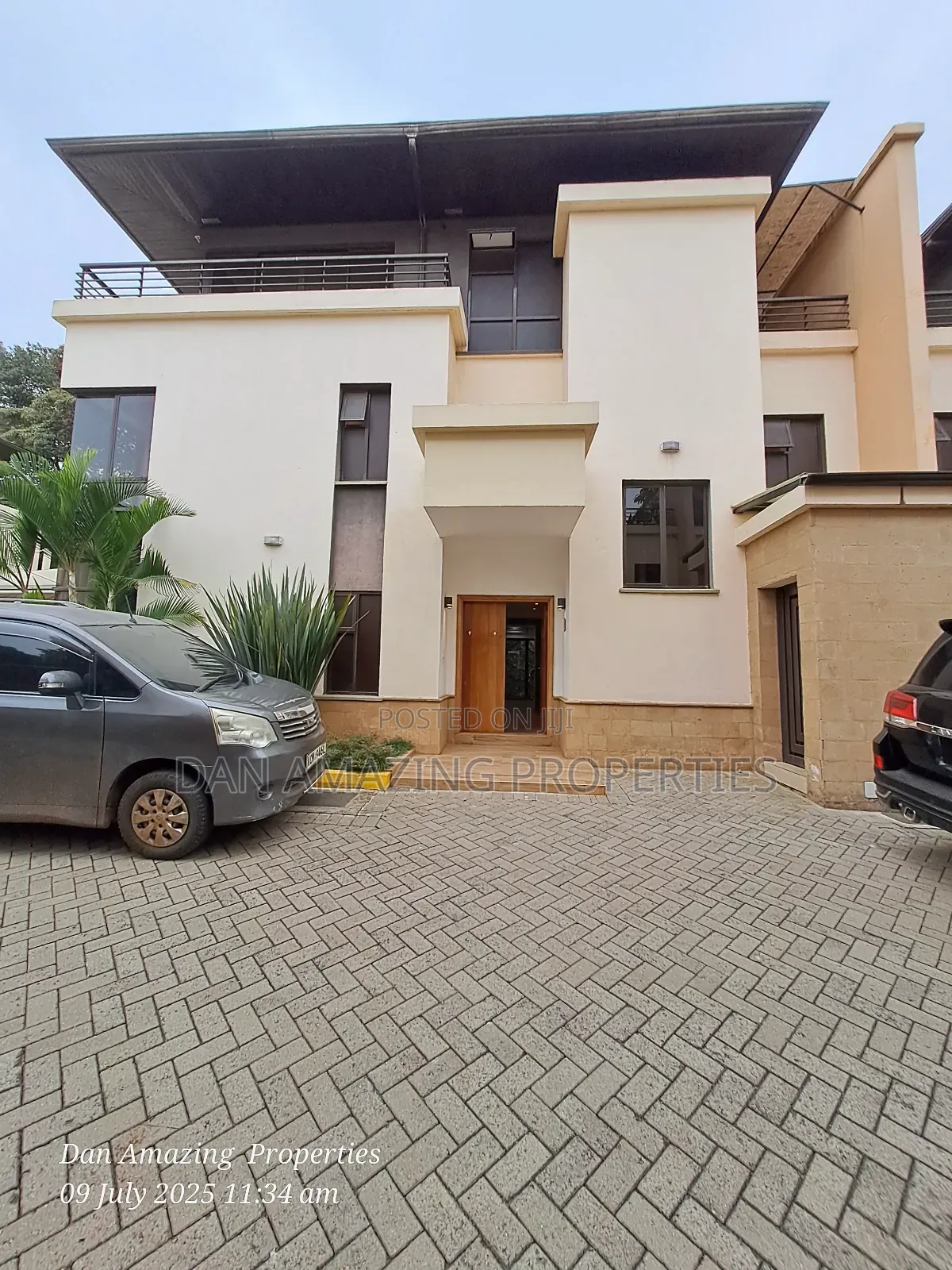 5bdrm Townhouse/Terrace in Othaya Road, Lavington for sale in Lavington